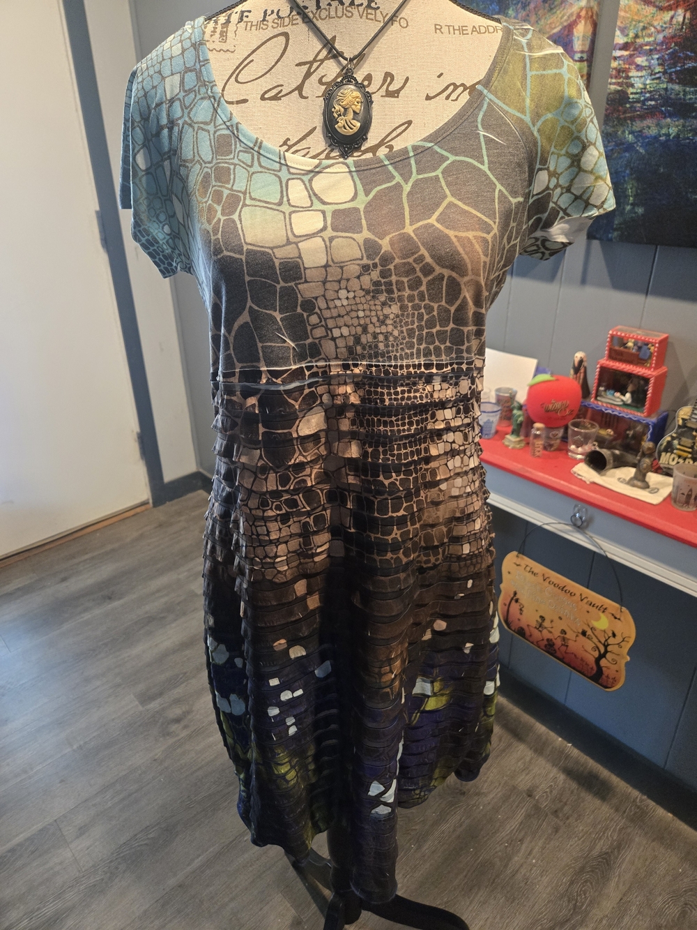 Desert Casual Gator Print Dress. Boho Summer. Like New. Size M